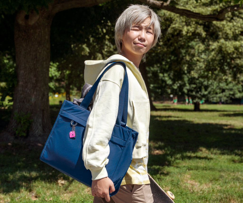 Away Featherlight Daily Tote Tote Bag - Misty Purple