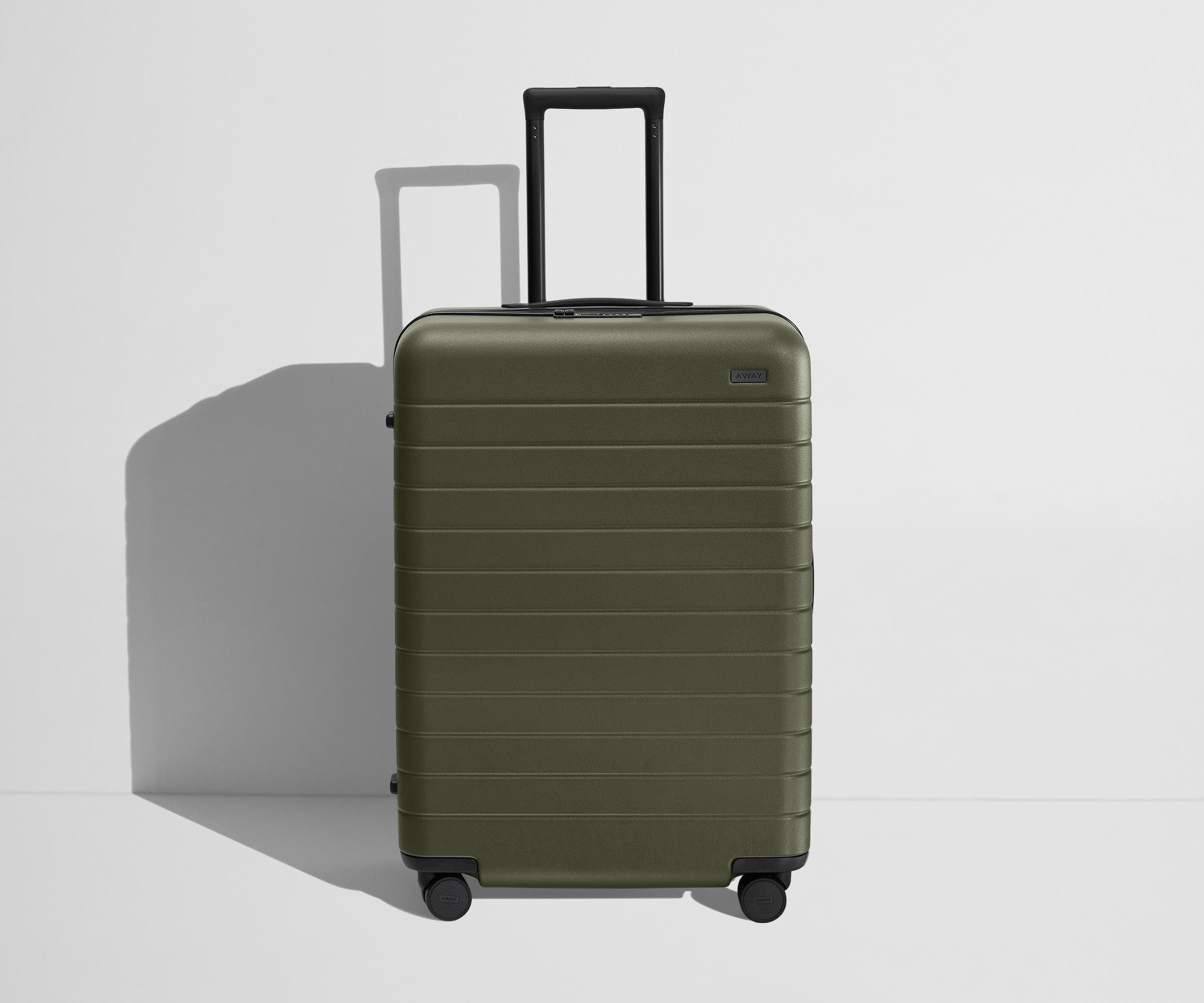 Away The Medium Flex Suitcase - Olive Green