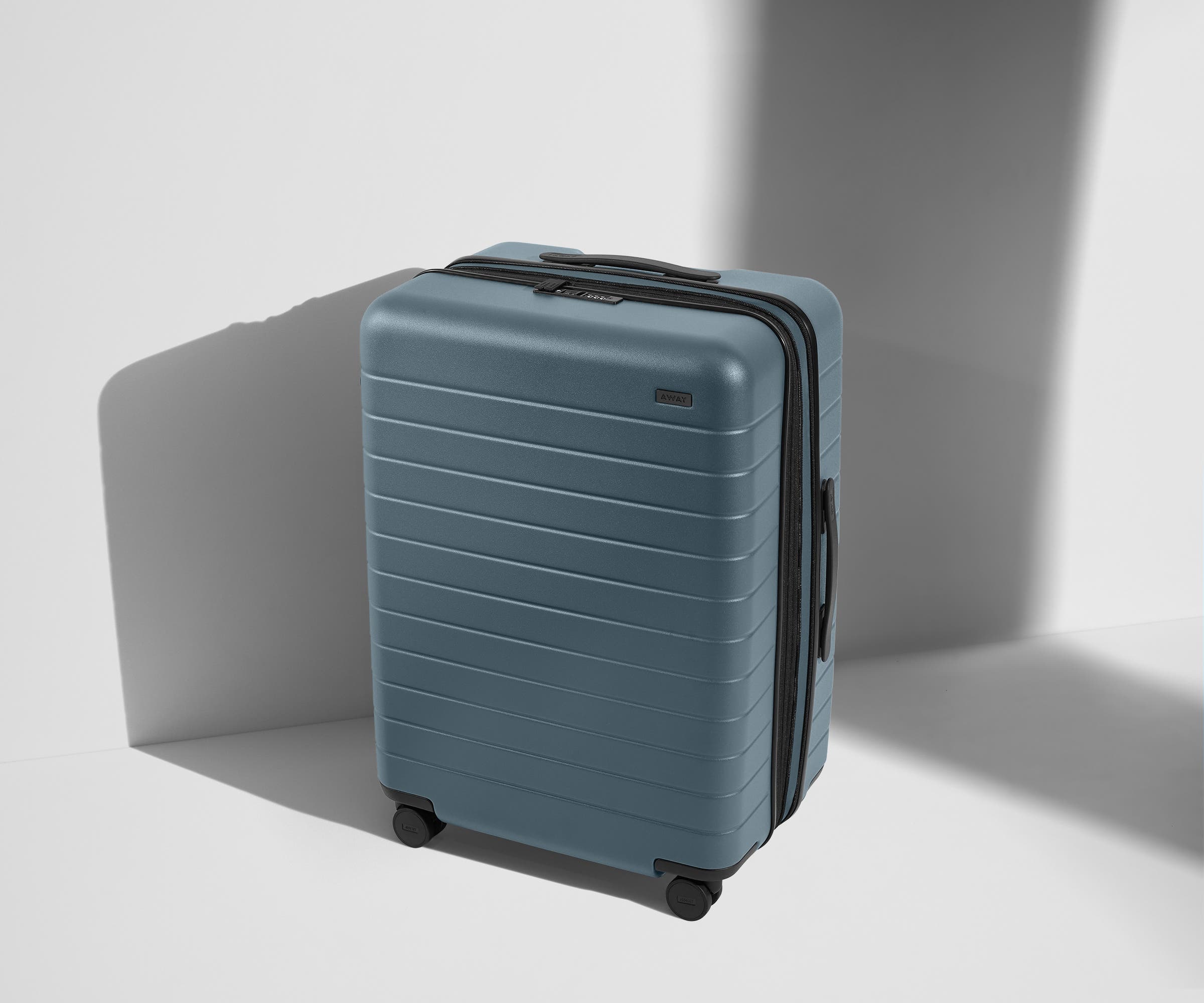Away The Medium Flex Suitcase