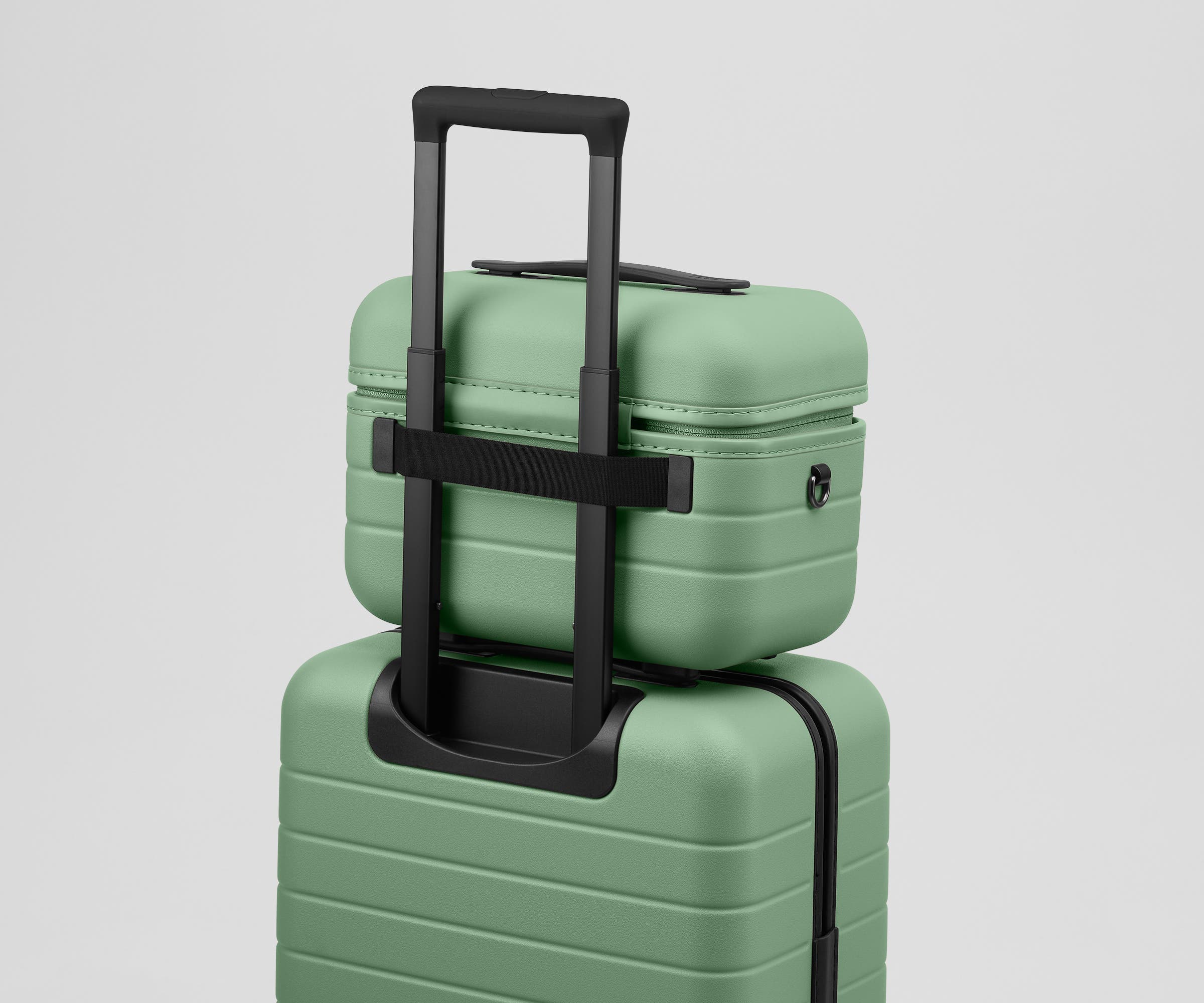 Away The Train Case Toiletry Bag - Sea Green