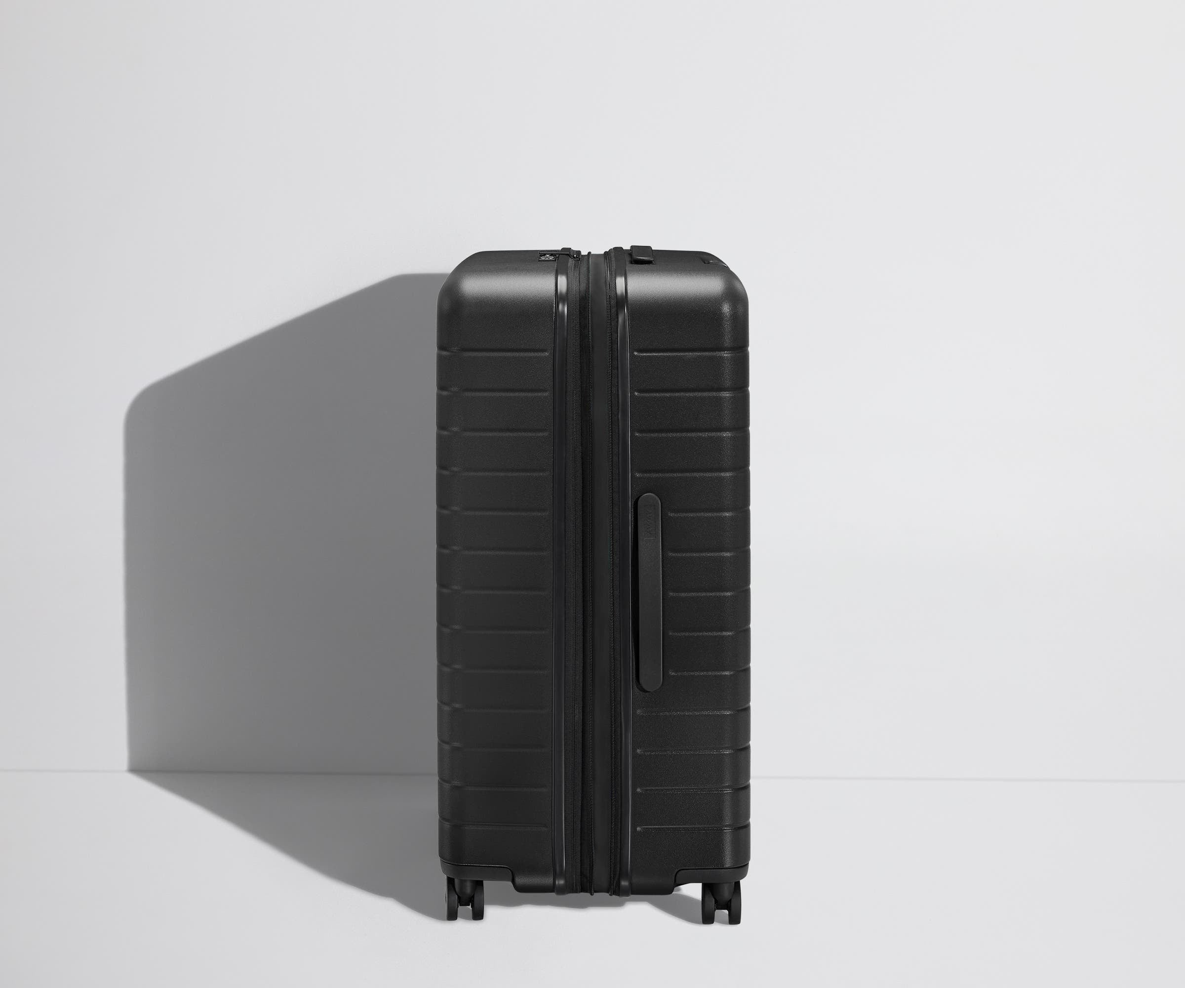 Away The Large Flex Suitcase - Jet Black (DTM)