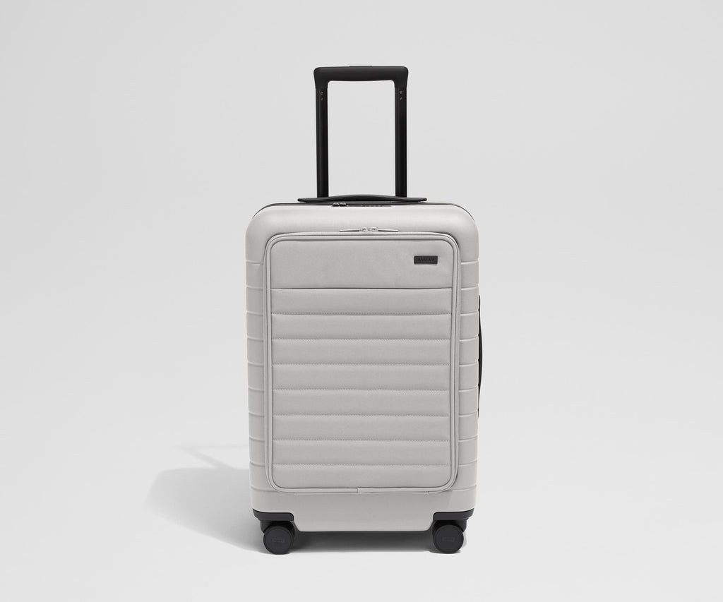Away The Executive Bigger Carry-On Suitcase - Cloud Gray
