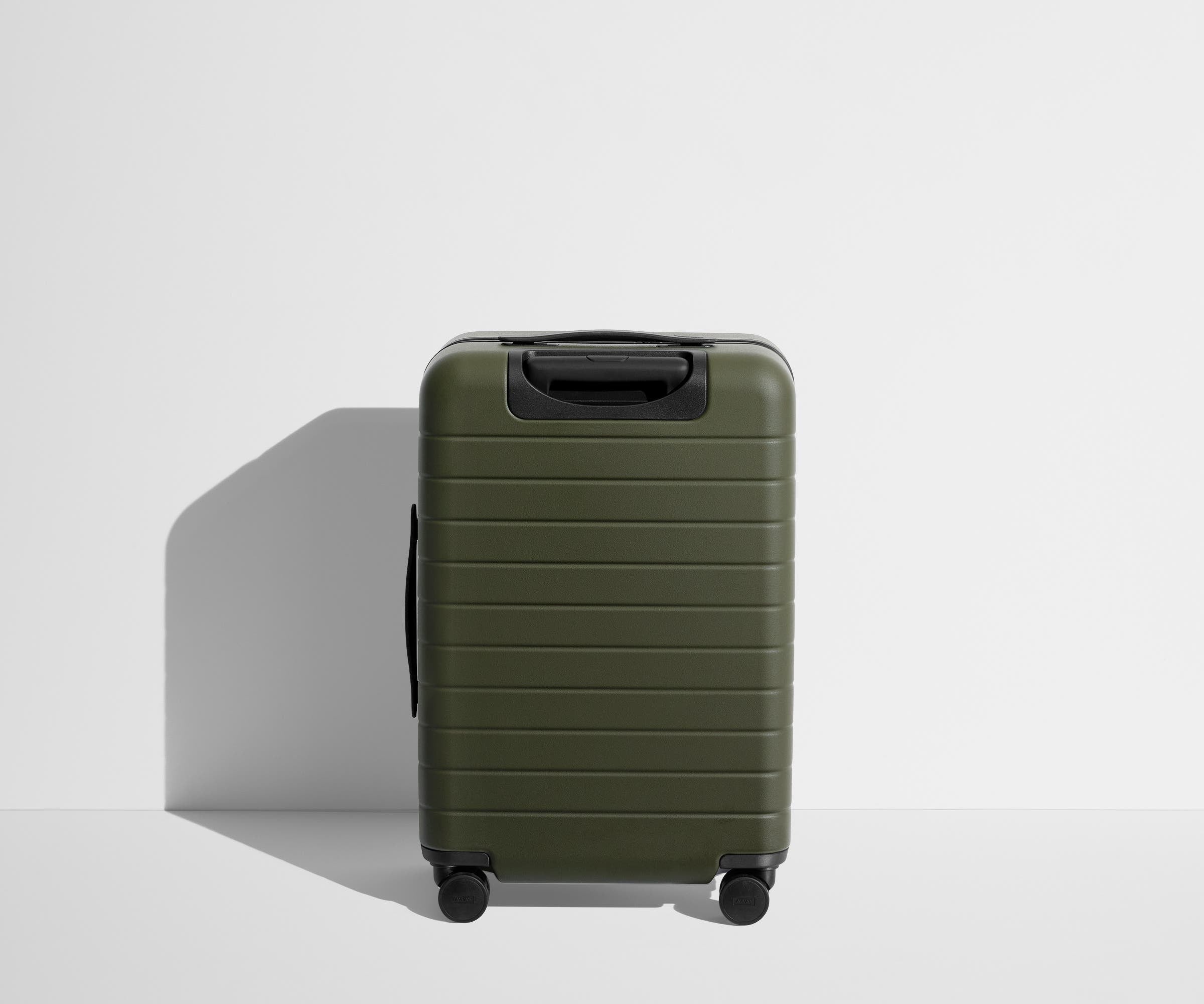 Away Explorer Essentials Bundle Suitcase
