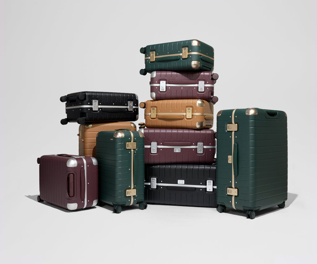 Away The Aluminum Edge Bigger Carry-On Suitcase - Jet Black