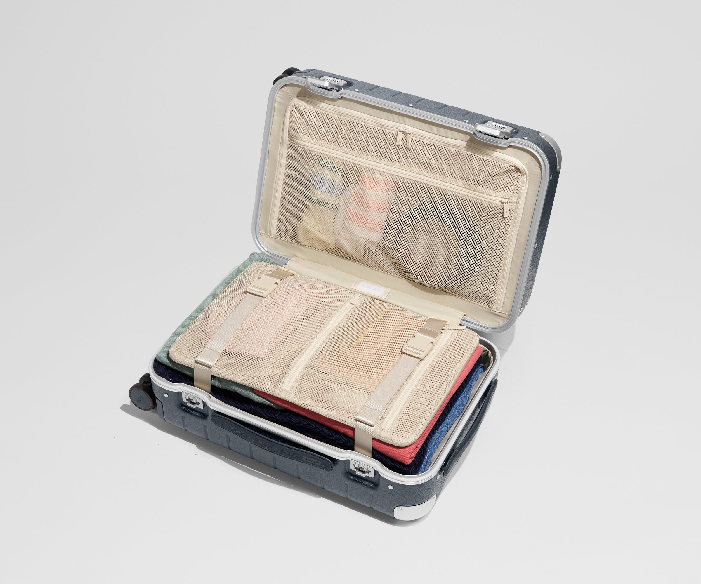 Away The Aluminum Edge Carry-On Suitcase - Navy Blue