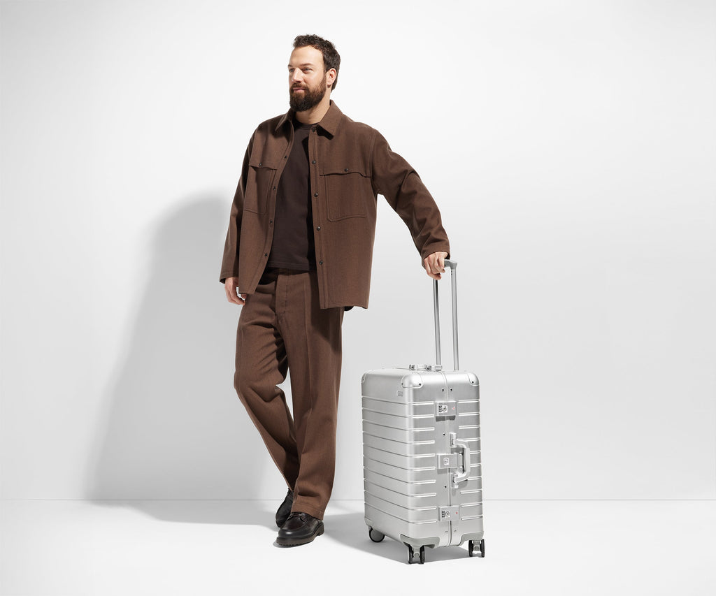 Away The Medium: Aluminum Edition Suitcase - Onyx Black