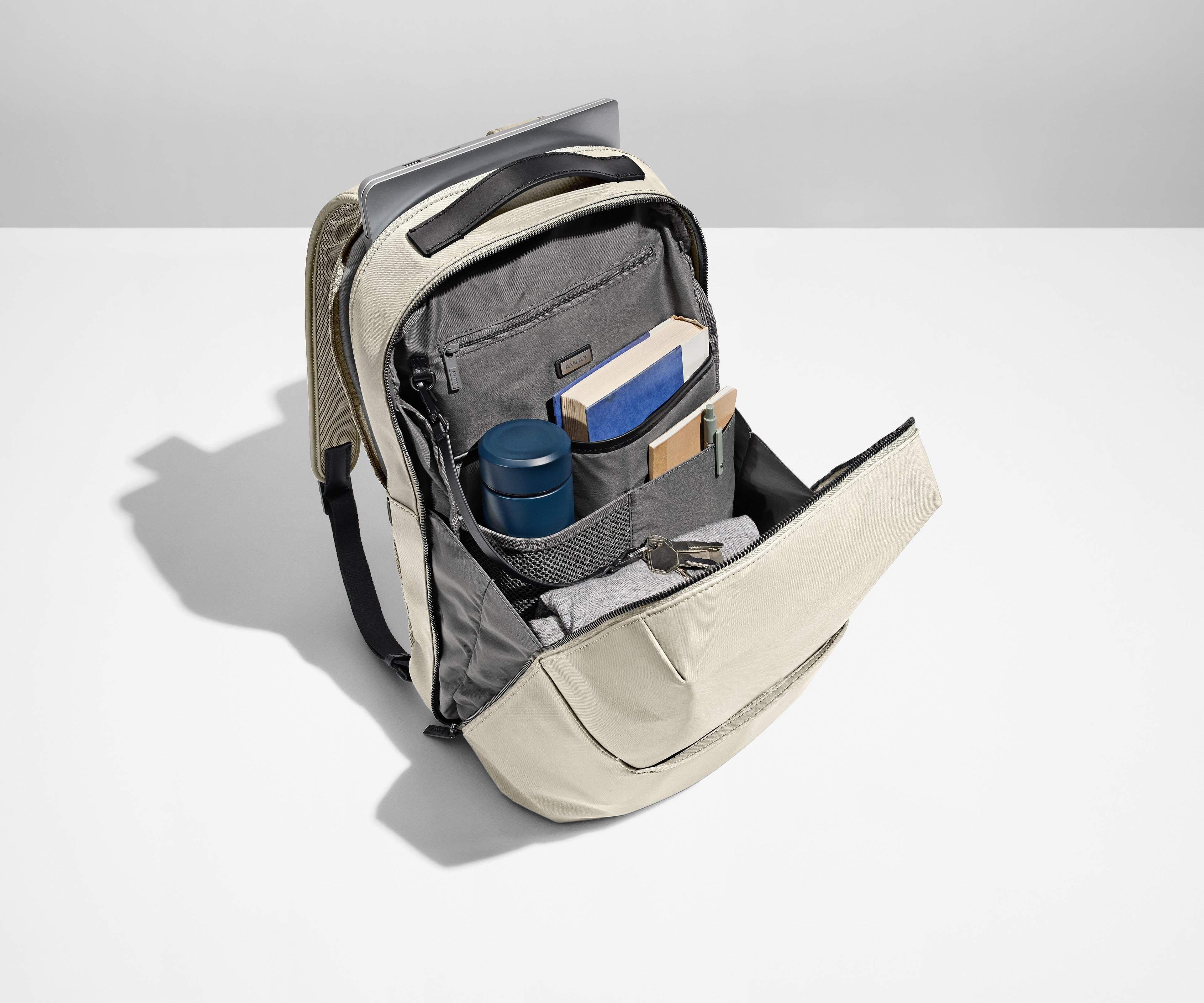Away The Everywhere Zip Backpack in Salt White