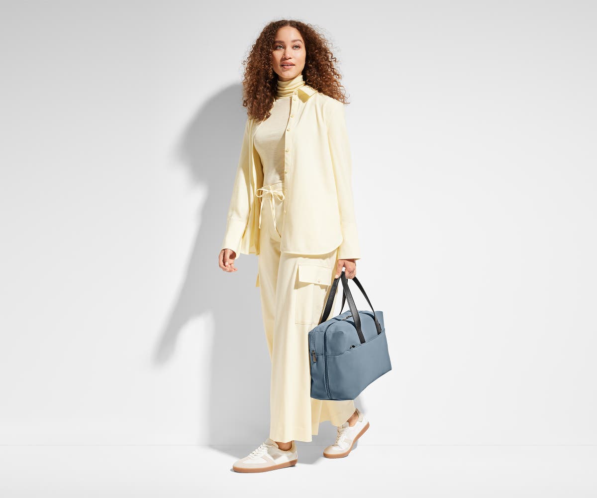 Away The Everywhere Bag Suitcase - Coast Blue
