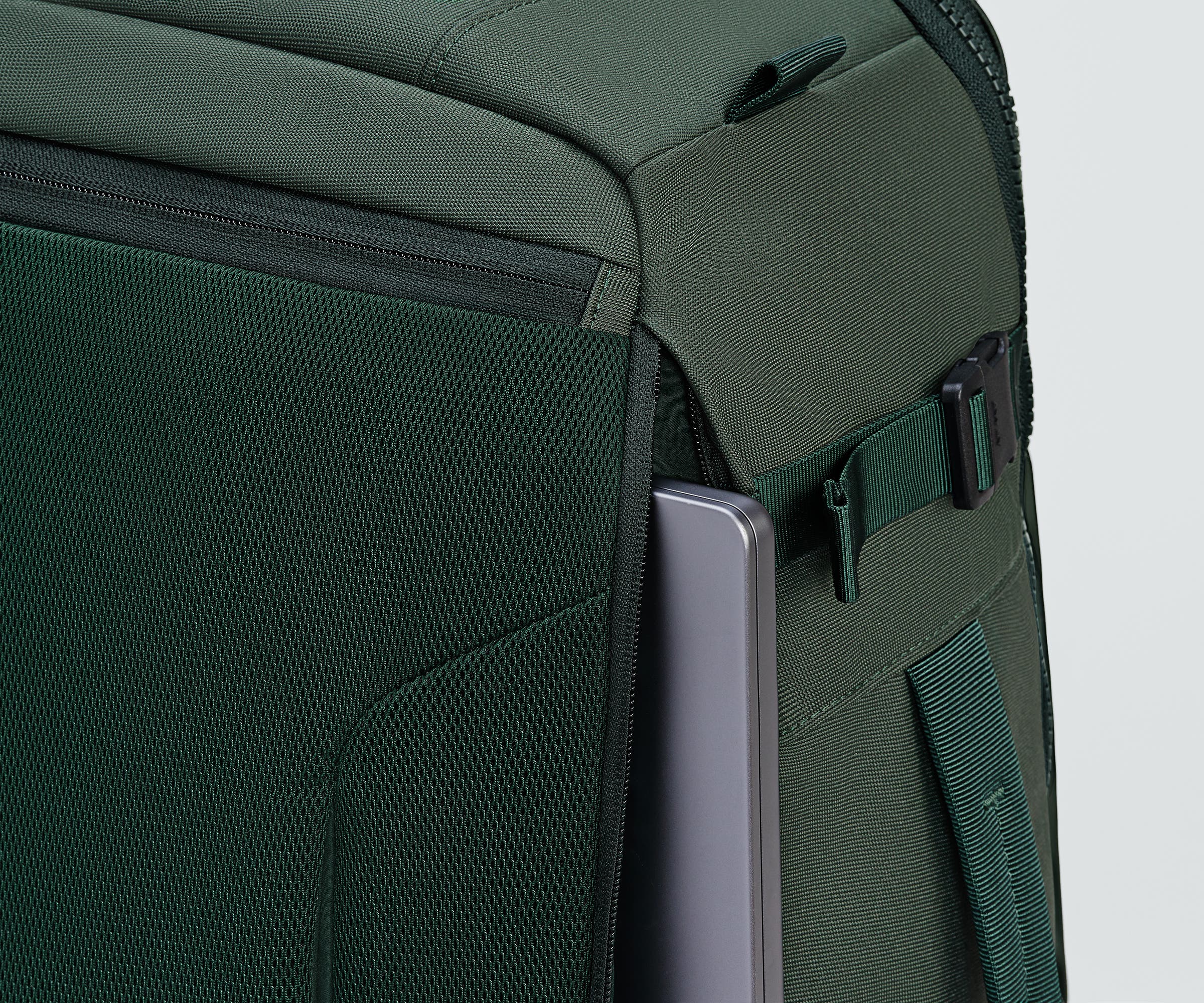 Away Active Convertible Backpack 45L in Forest Green