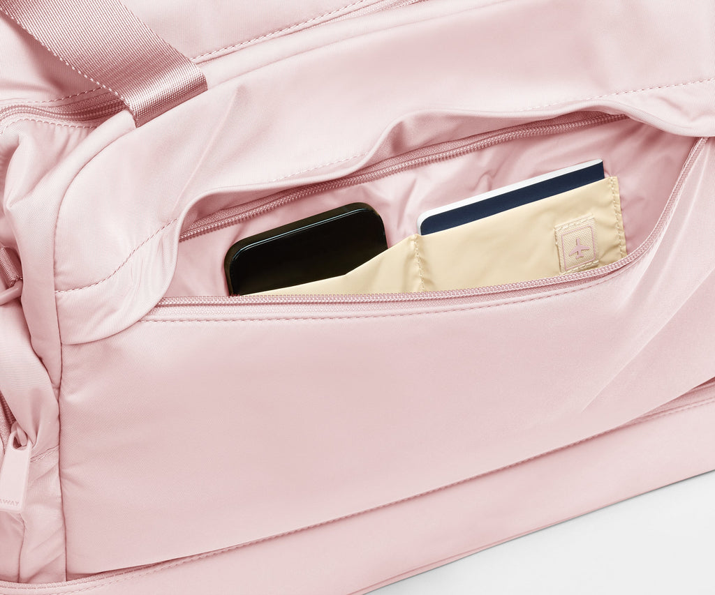 Away Featherlight Overnight Bag Crossbody Bag - Blush Pink