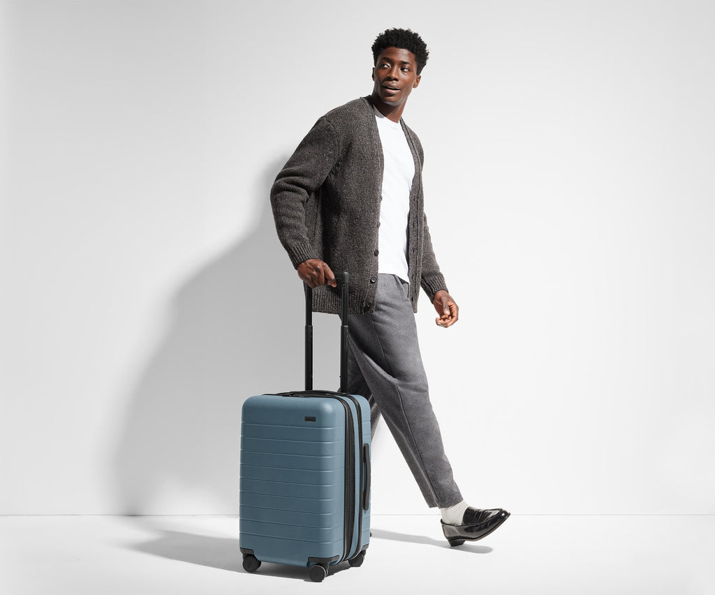 Away The Carry-On Flex Suitcase - Jet Black