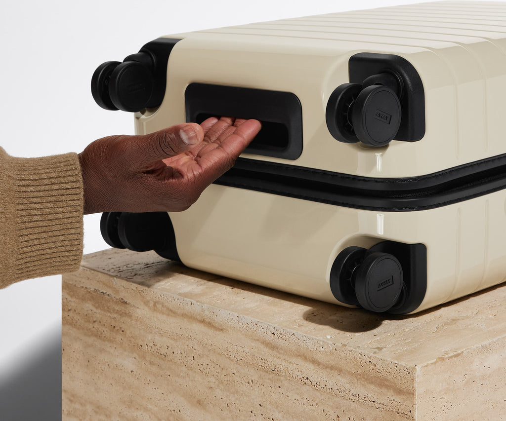 Away The Carry-On Suitcase - Salt White (Gloss)