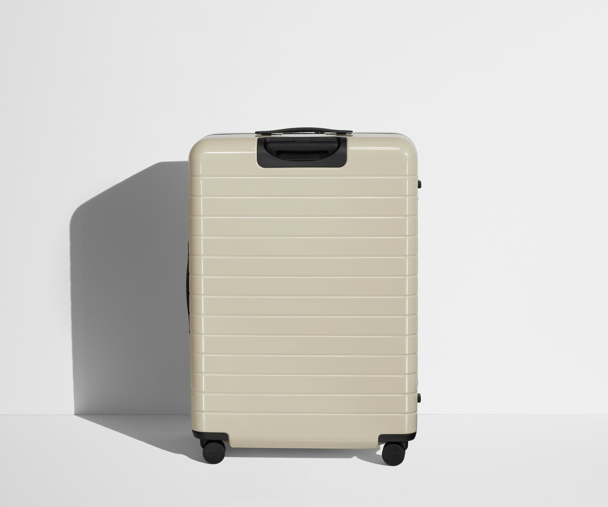 Away The Large Flex Suitcase - Salt White (Gloss)