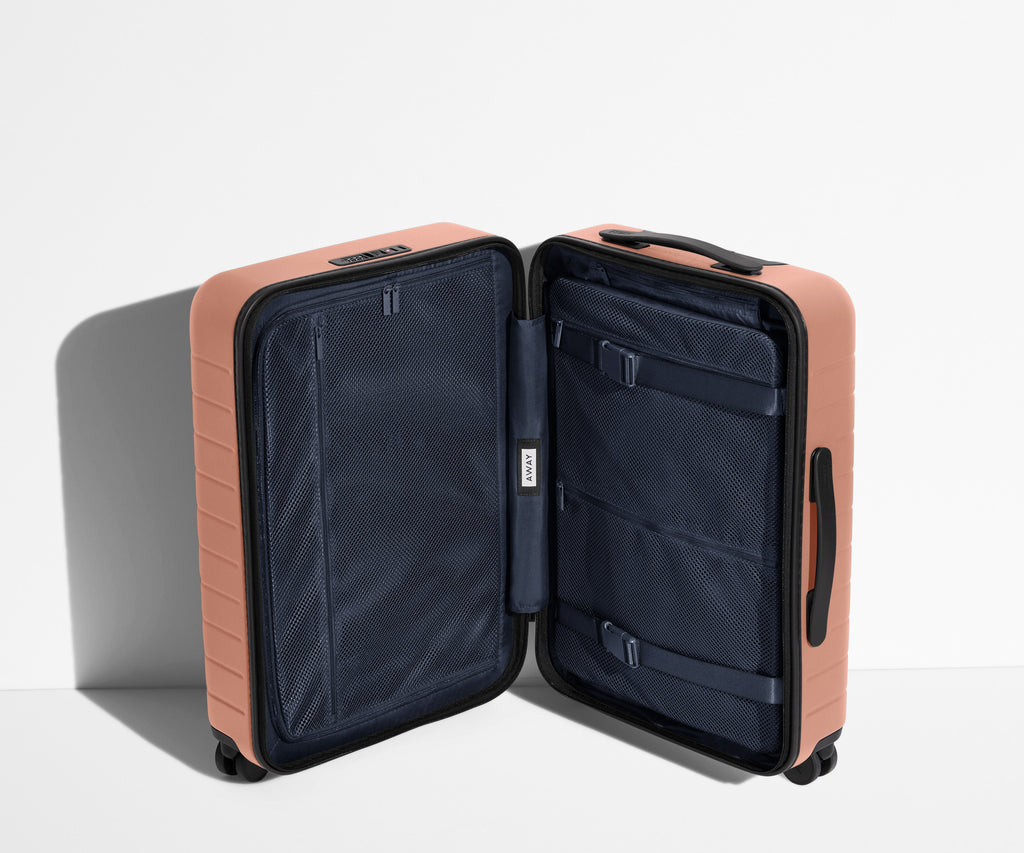 Away The Bigger Carry-On Suitcase - Clay Pink