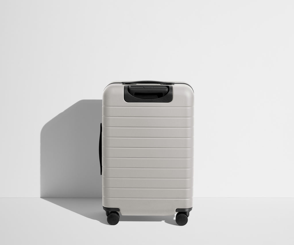 Away The Bigger Carry-On Suitcase - Cloud Gray