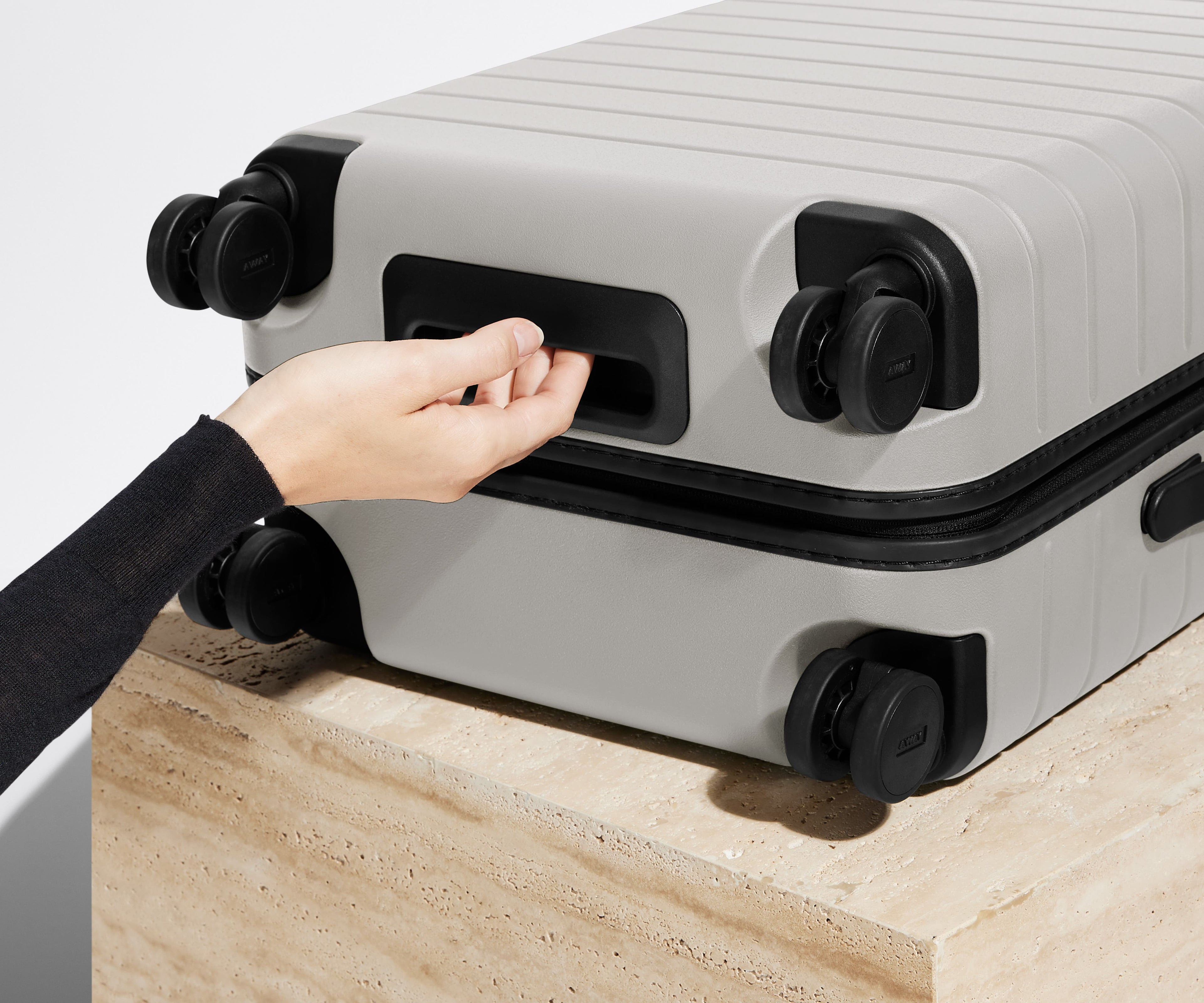 Away The Collegiate Bigger Carry-On Suitcase - Howard University ®