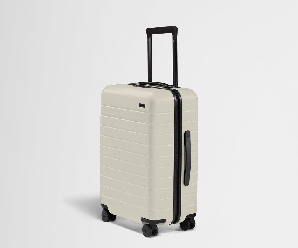 Away The Bigger Carry-On Suitcase - Salt White