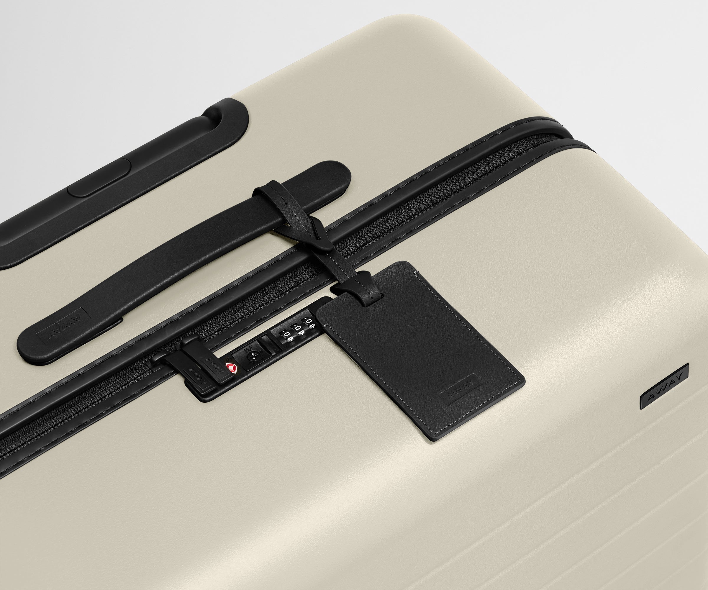 Away The Medium Suitcase - Salt White