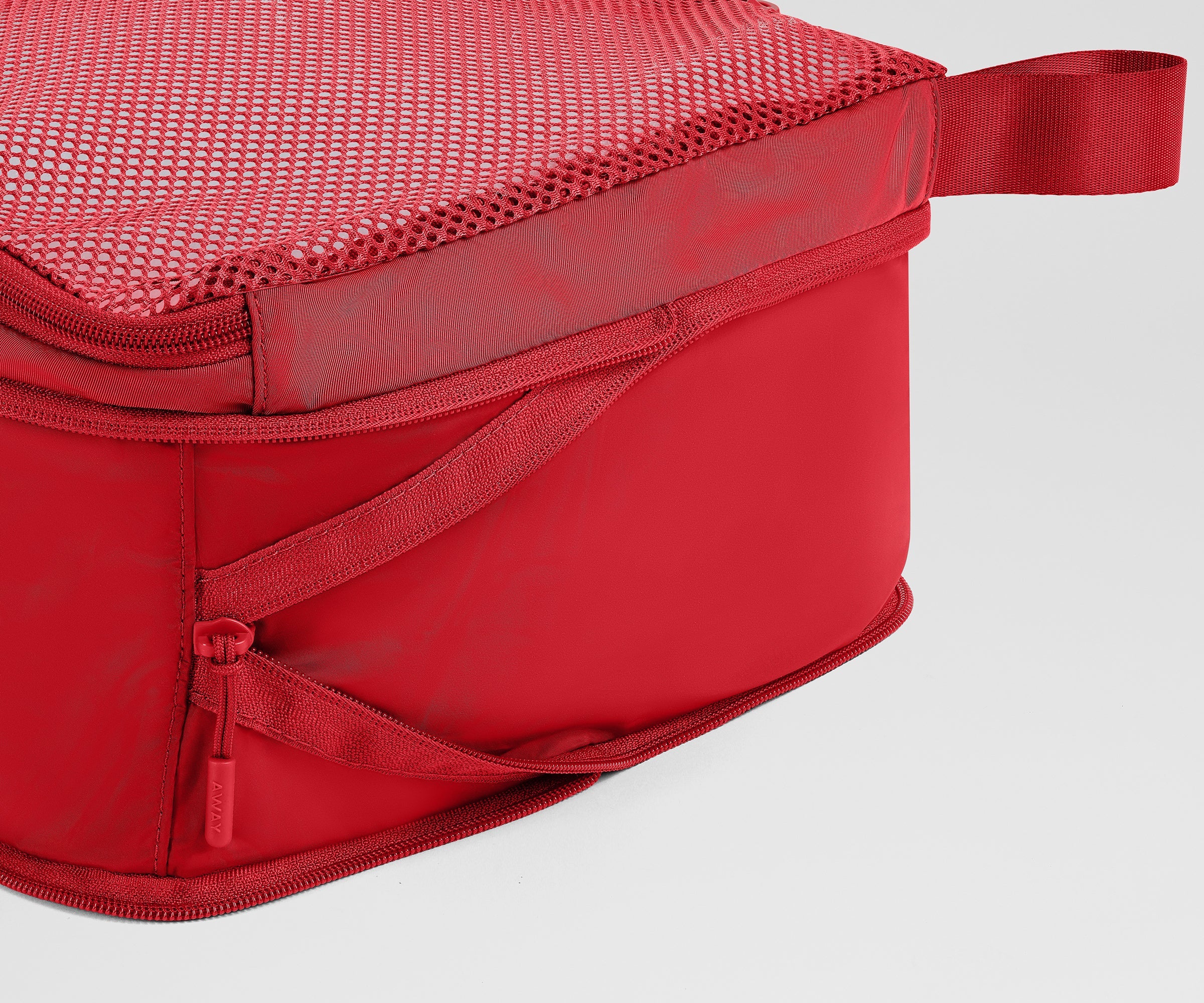Away Compression Packing Cubes in Cherry Red