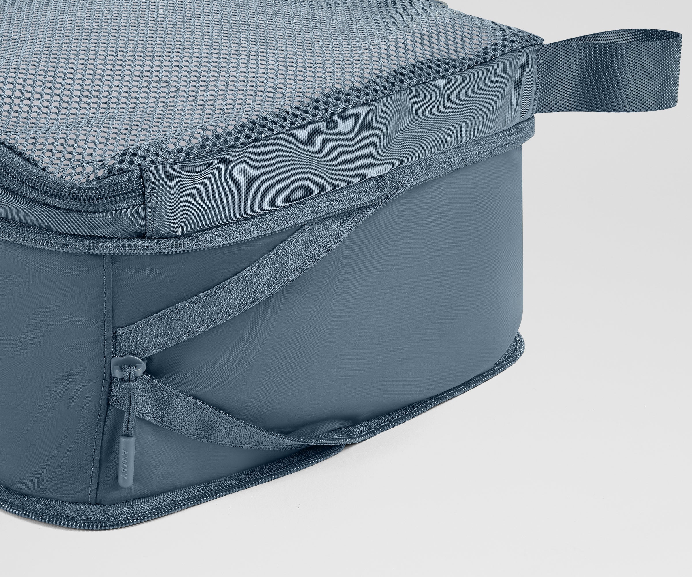 Away Compression Packing Cubes in Coast Blue