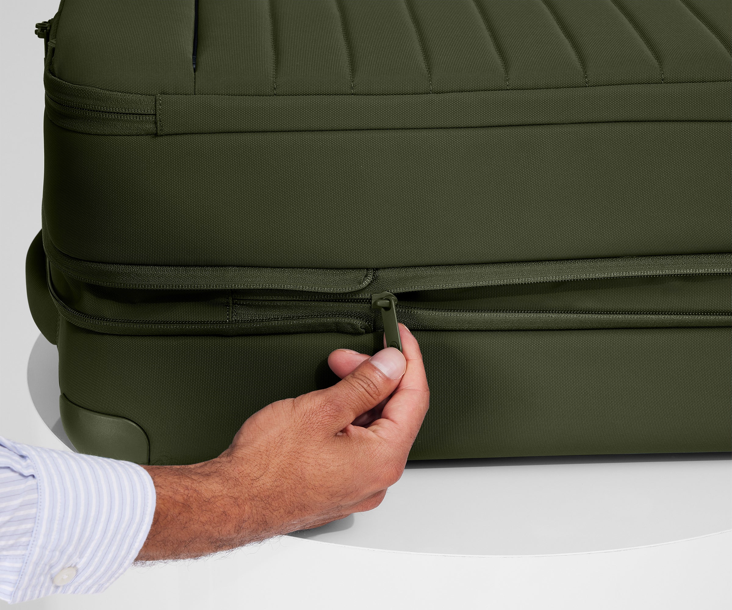 Away Softside Large Suitcase - Olive Green