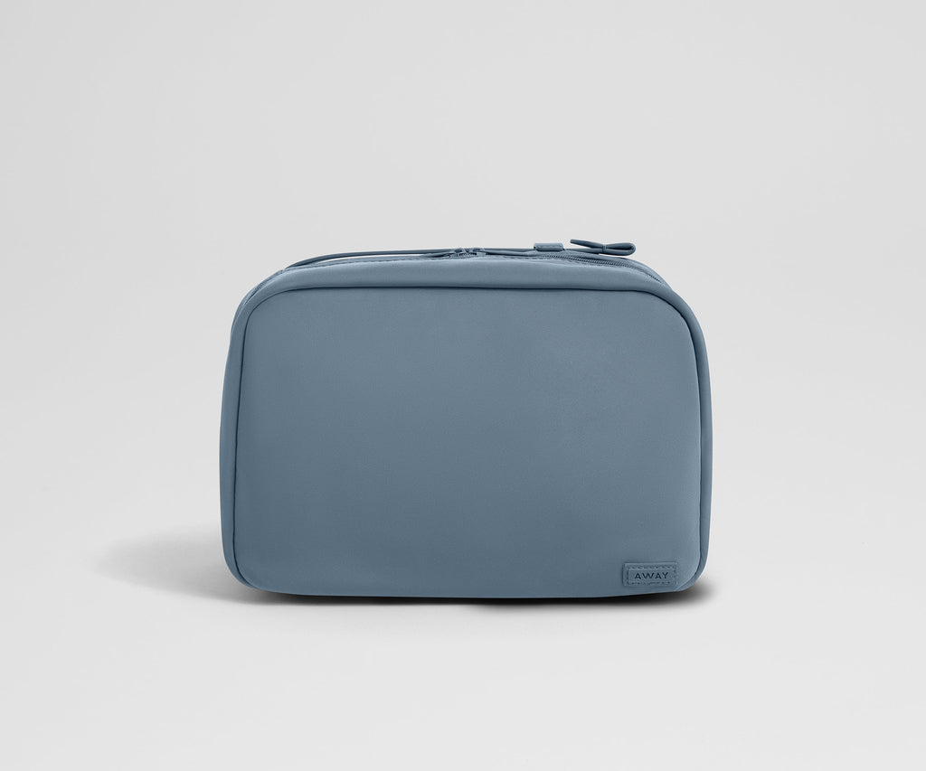 Away Hanging Toiletry Bag