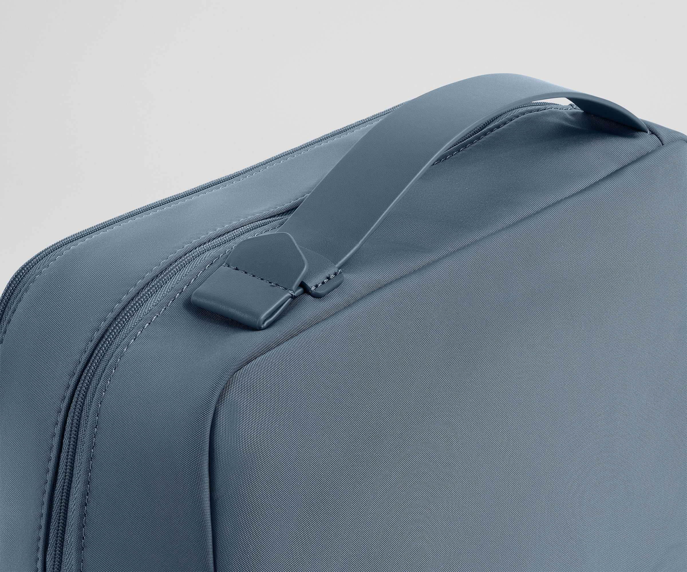 Away Extra Large Toiletry Bag in Coast Blue