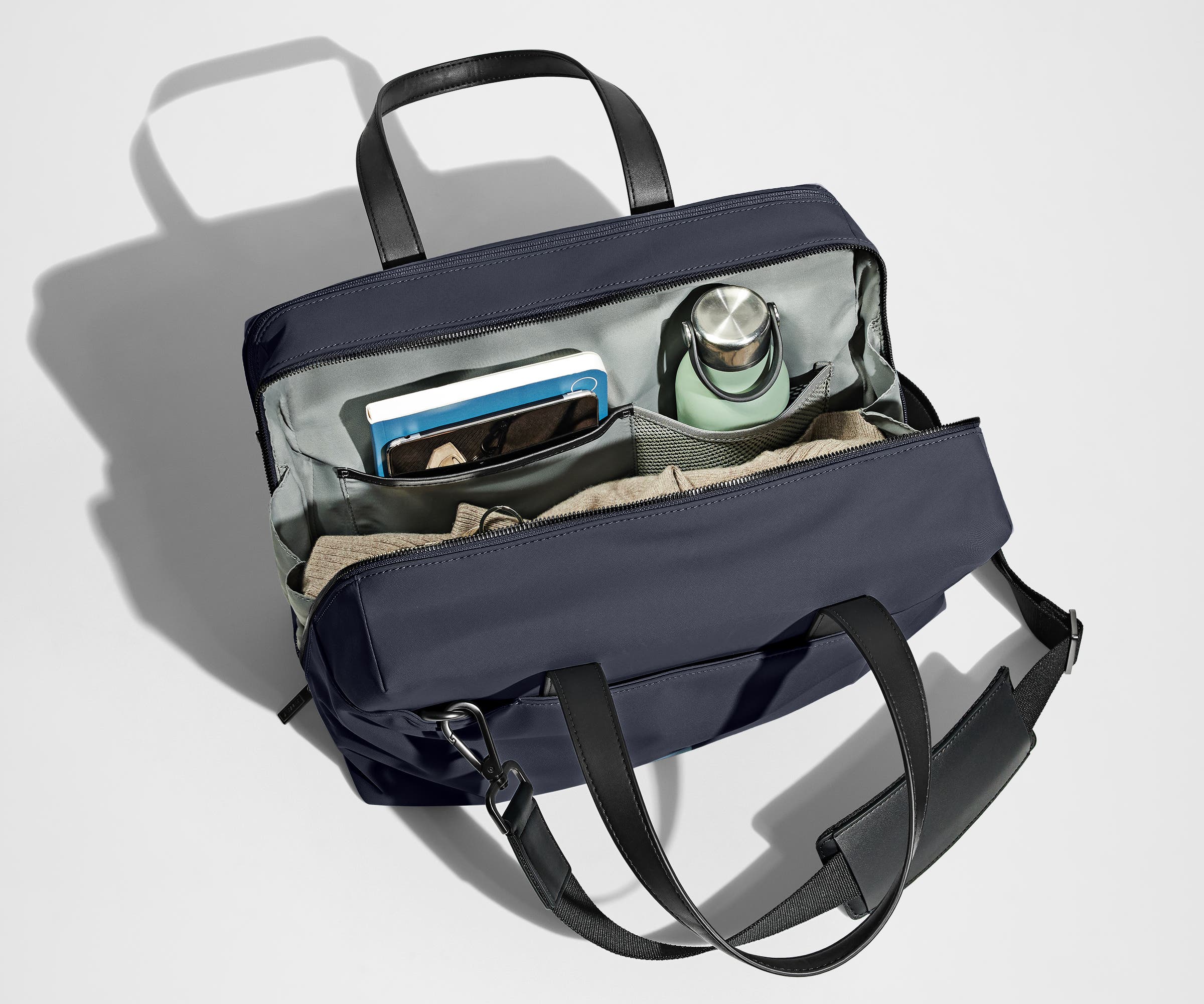 Away The Everywhere Bag Suitcase - Navy Blue