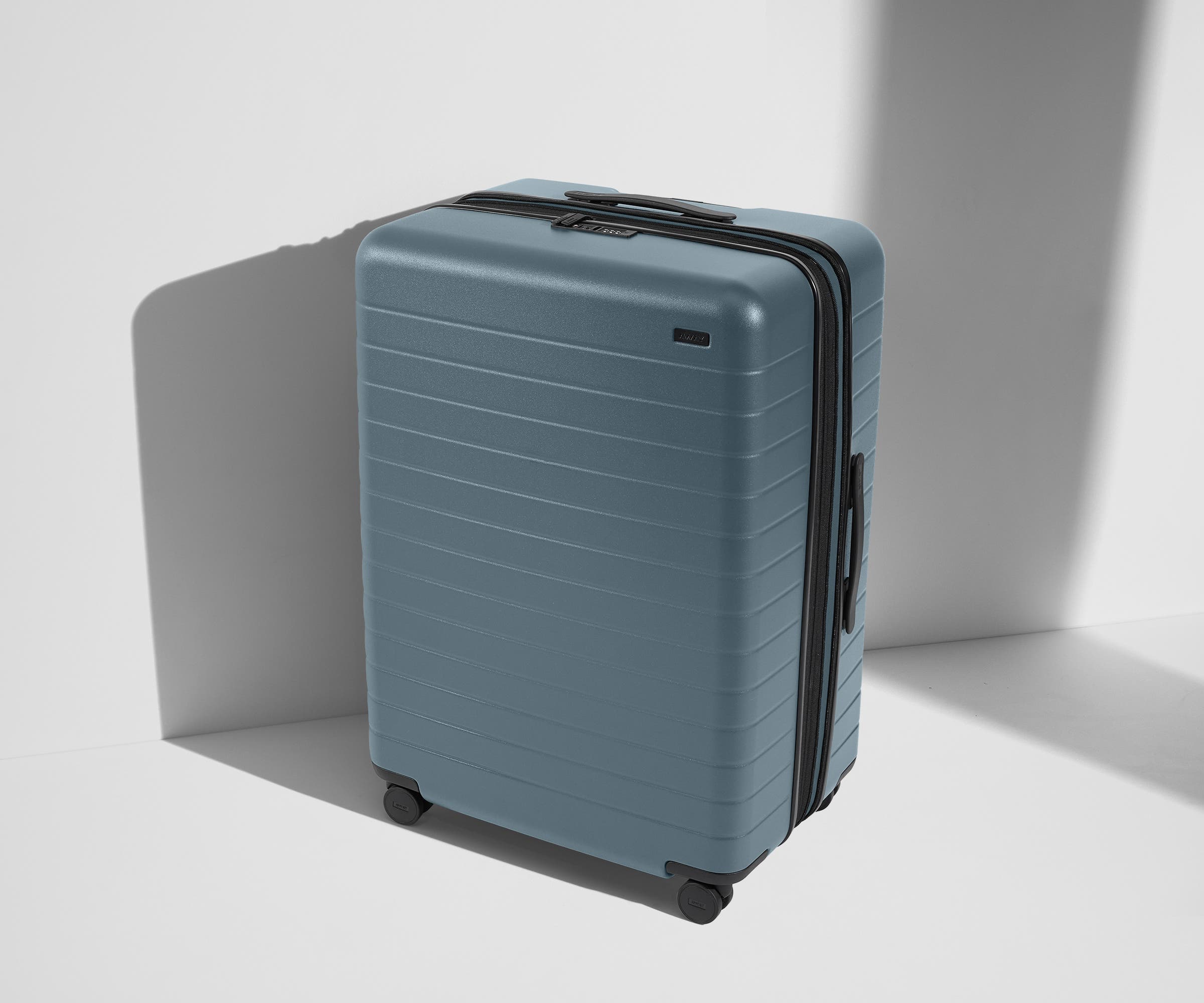Away The Large Flex Suitcase - Coast Blue