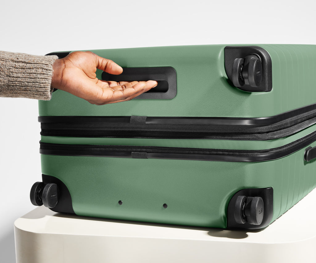 Away The Large Flex Suitcase - Sea Green