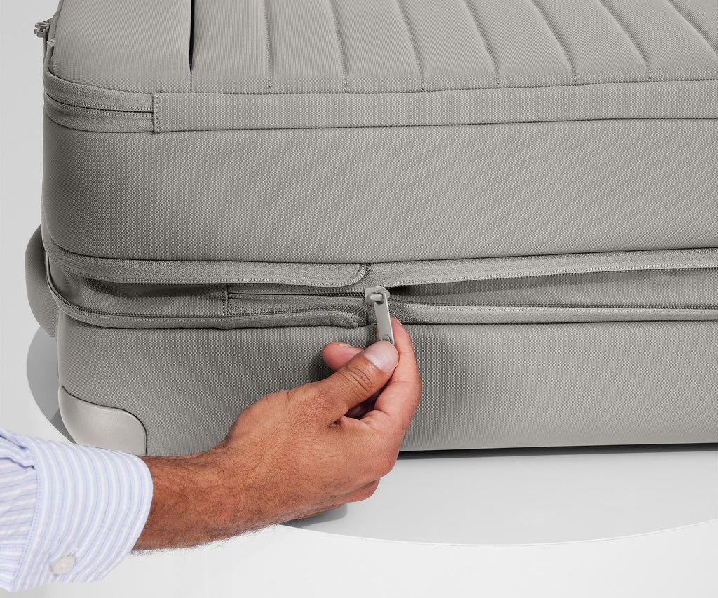 Away Softside Large Suitcase - Cloud Gray